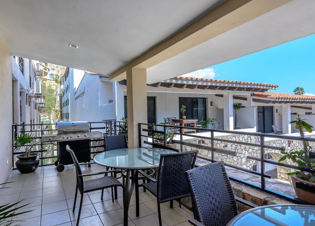 Pedregal Suites - Marina And Downtown Cabo San Lucas Buitenkant foto